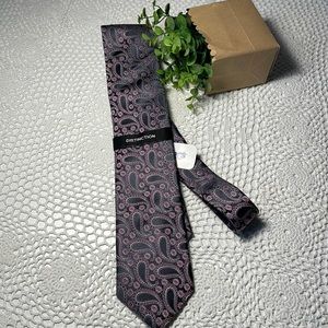 New! Distinction 100% silk tie